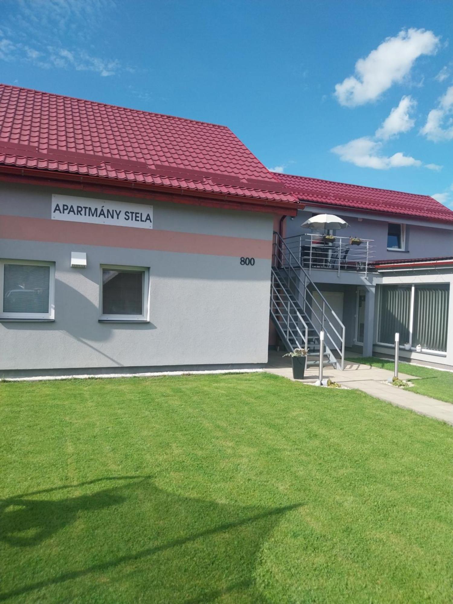 Apartmanovy Dom Stela Bešeňová Exterior foto