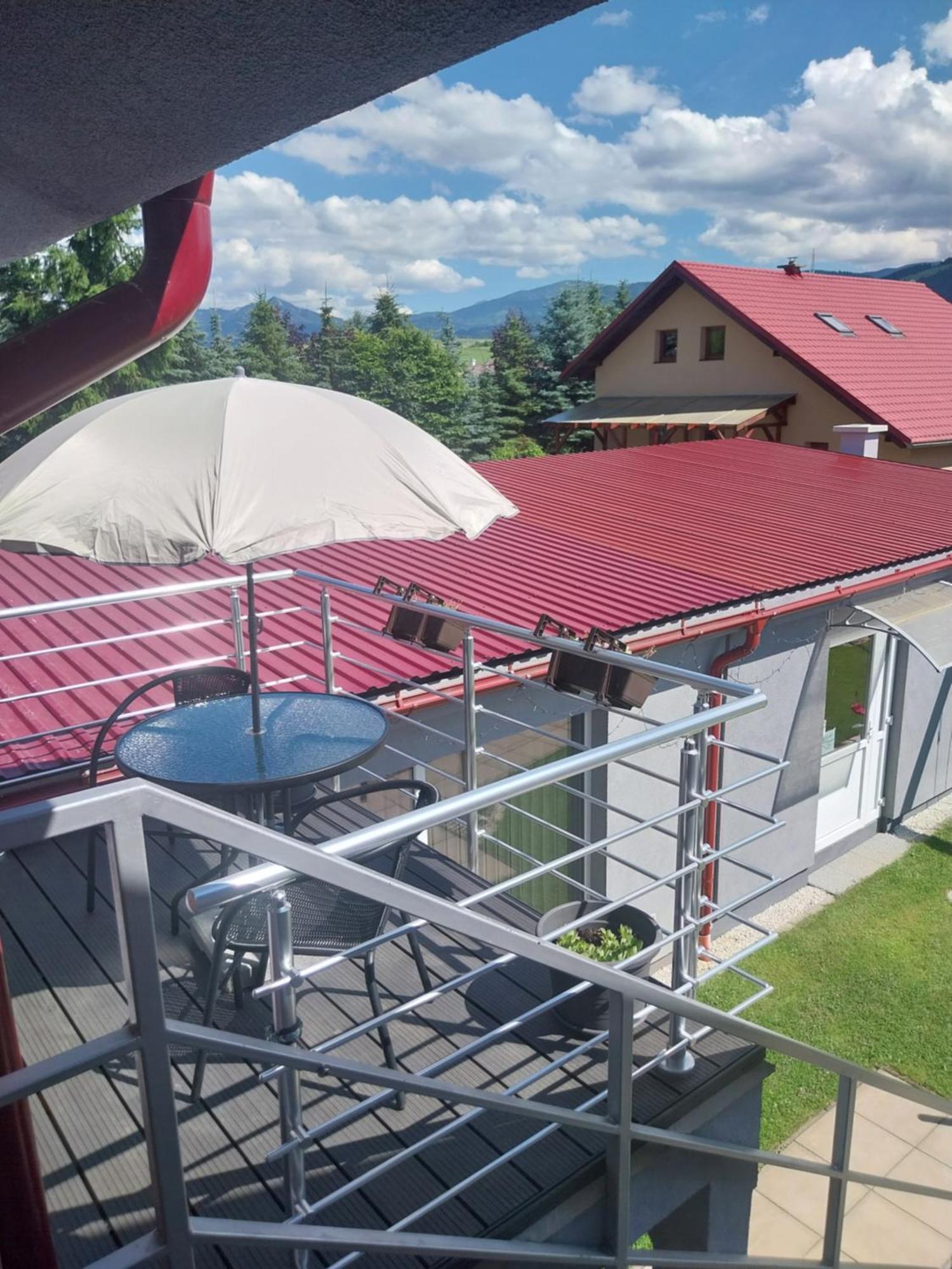 Apartmanovy Dom Stela Bešeňová Exterior foto